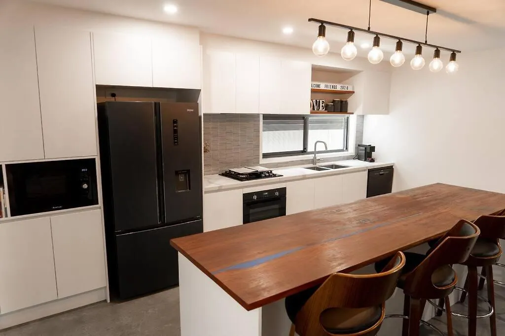 Prázdninový dům Modern Palm Beach Getaway To Suit Whole Family Gold Coast